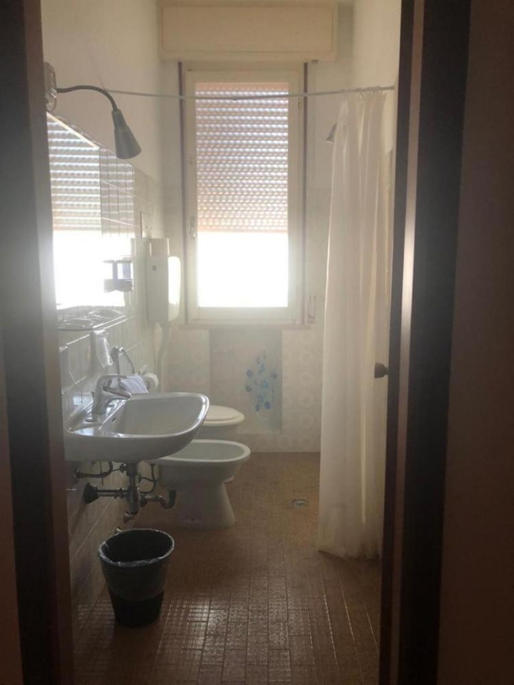 Room image 5
