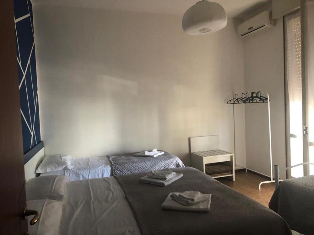 Room image 3